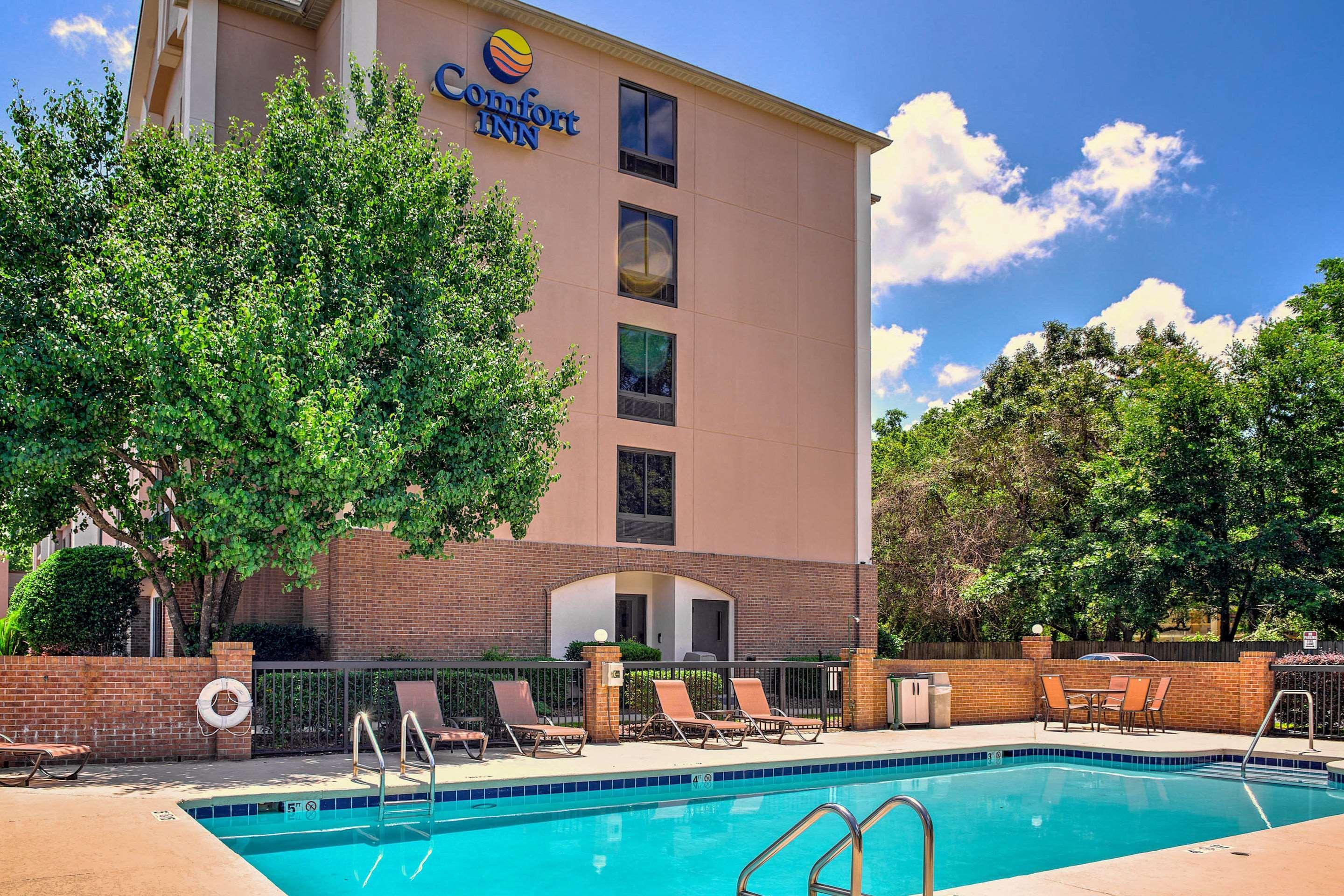 Comfort Inn Pensacola - University Area Exterior photo