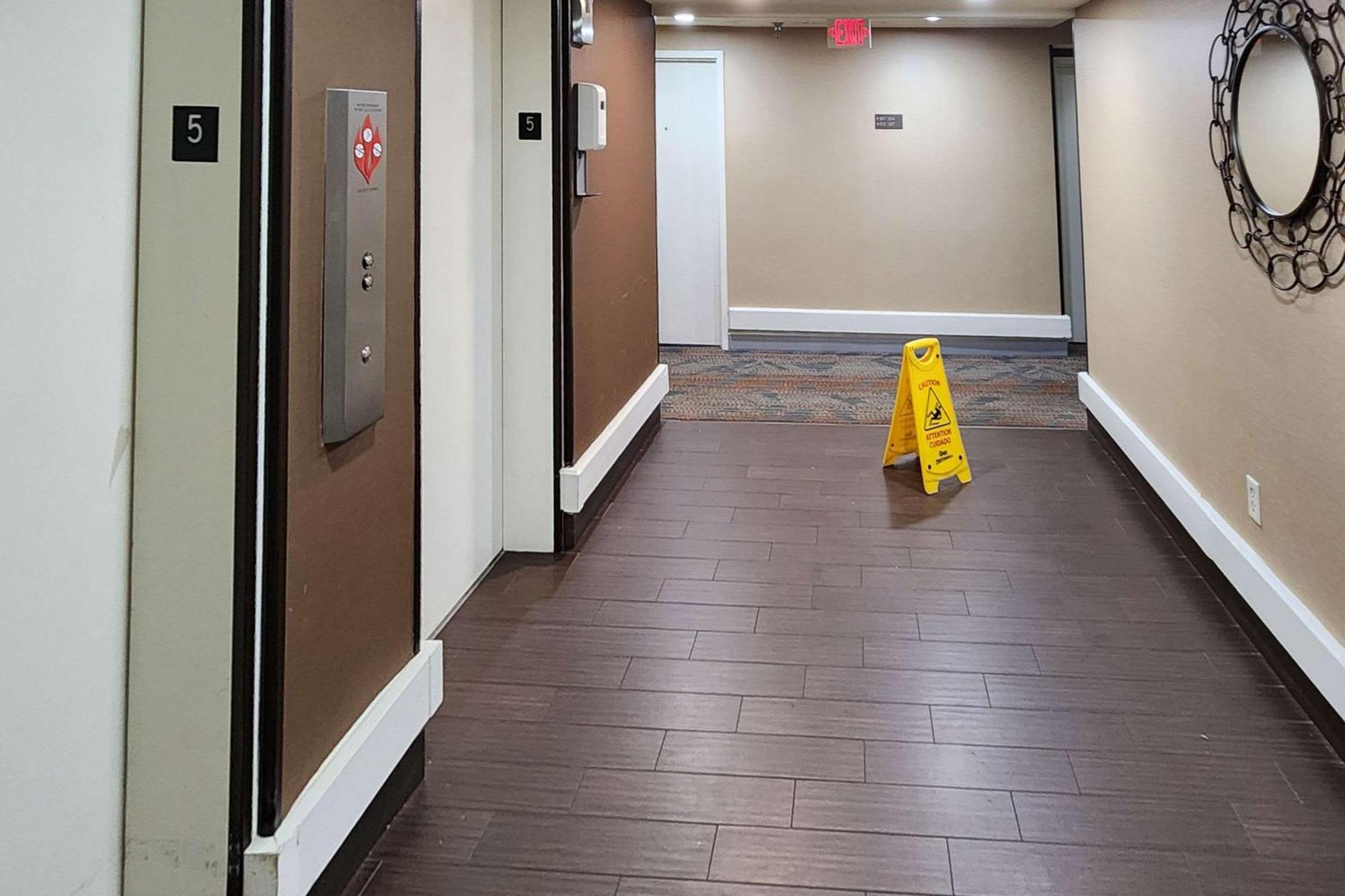 Comfort Inn Pensacola - University Area Exterior photo